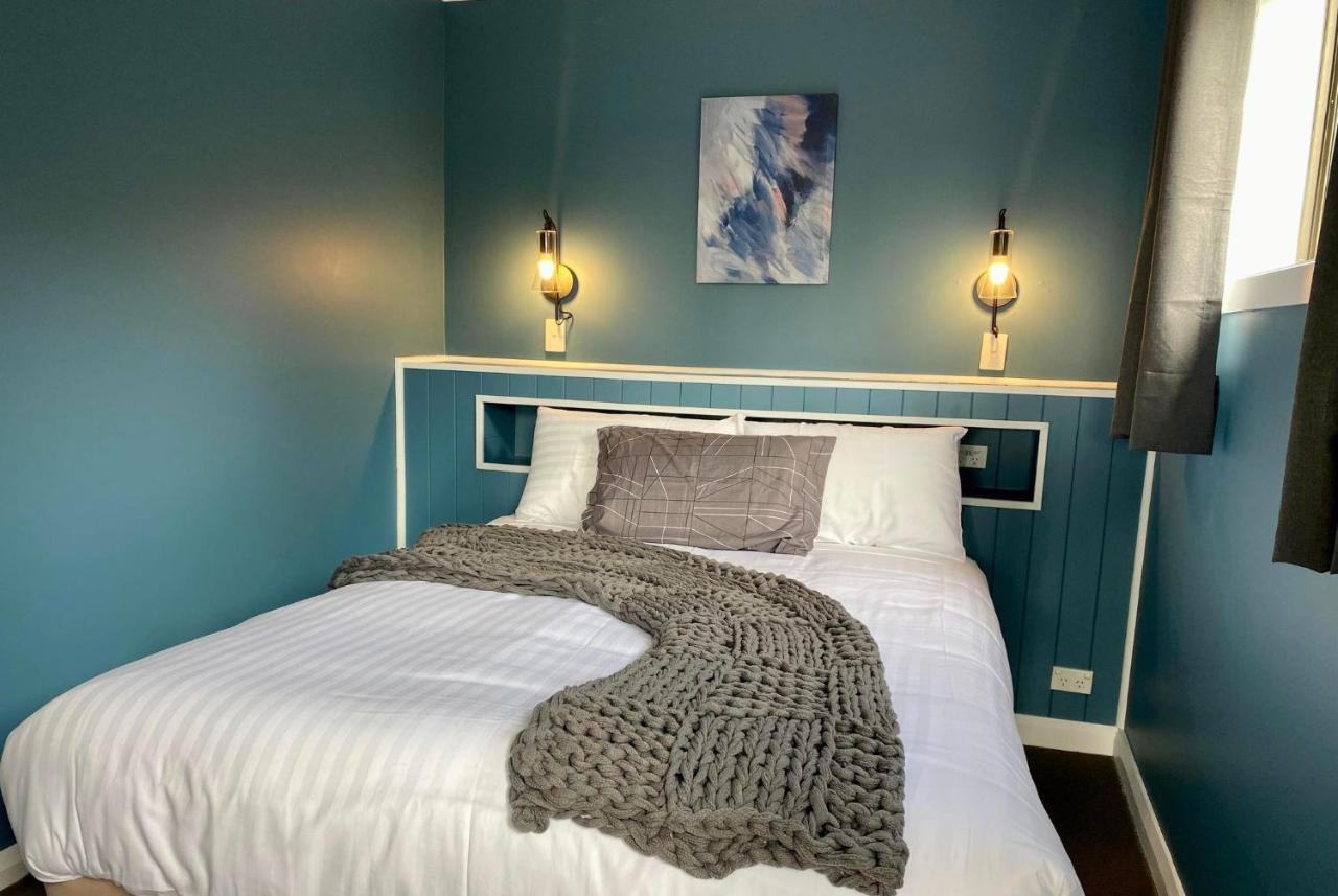 Gordon Gateway Motel Strahan Ngoại thất bức ảnh